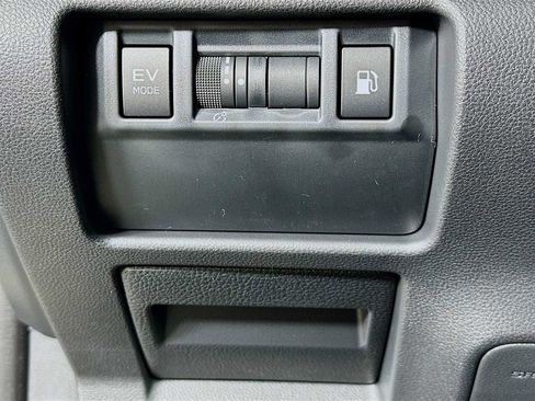 New 2026 Subaru Crosstrek 2.5i Limited AWD/4WD image 10