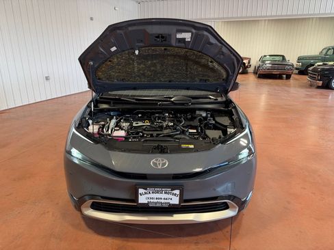 Used 2024 Toyota Prius Prime SE image 38