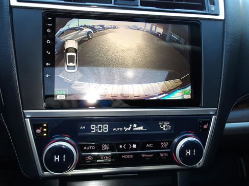 Used 2019 Subaru Outback 2.5i Touring w/ Popular Package #3A AWD/4WD image 20