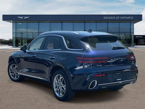 Used 2025 Genesis GV70 2.5T Select w/ Select Package image 2