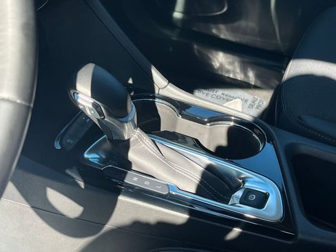 Used 2025 Buick Encore GX Preferred image 41