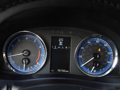 Used 2018 Toyota Corolla SE image 57