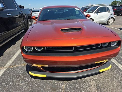 Used 2023 Dodge Challenger R/T RWD image 2