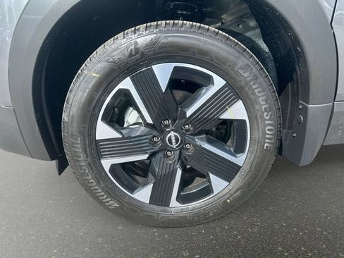 New 2026 Nissan Kicks SV w/ SV Premium Package AWD/4WD image 11
