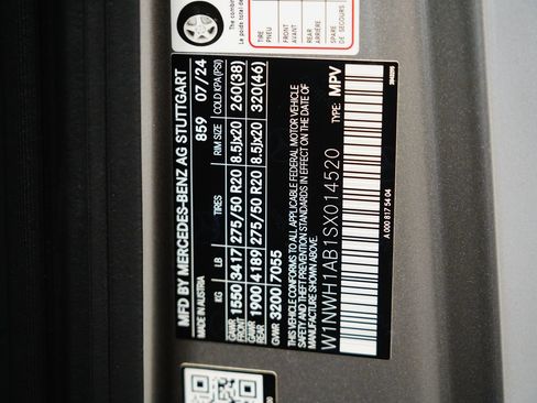 Certified 2025 Mercedes-Benz G 550 w/ Exclusive Interior Package image 33