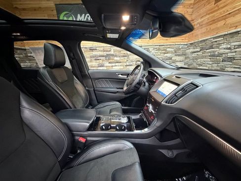 Used 2020 Ford Edge ST w/ Cold Weather Package AWD/4WD image 14
