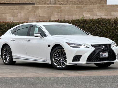Certified 2023 Lexus LS 500h AWD w/ Luxury Package image 2