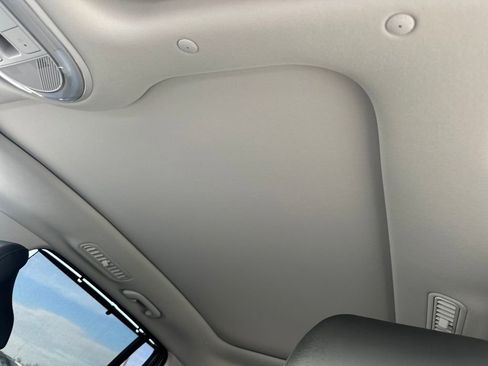 New 2026 Hyundai Ioniq 9 Limited image 29