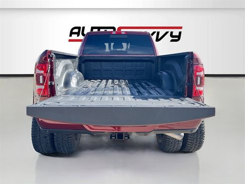 Used 2023 RAM 3500 Limited image 26