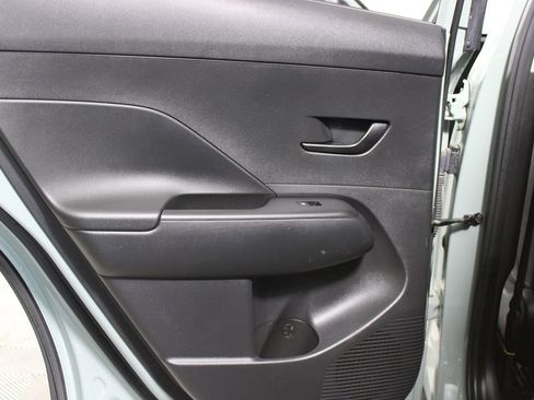 Used 2024 Hyundai Kona SEL w/ Convenience Package image 23