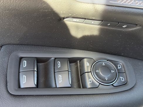 Certified 2025 Cadillac XT5 Premium Luxury image 18