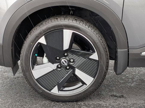 New 2026 Nissan Kicks SR image 10