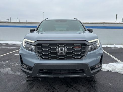 Certified 2024 Honda Passport TrailSport image 8