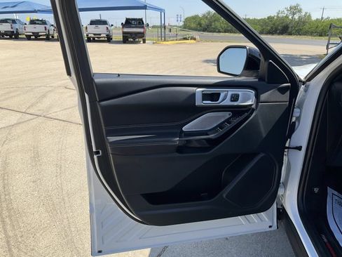 Used 2024 Ford Explorer ST w/ Equipment Group 401A AWD/4WD image 7