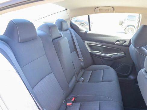 Used 2021 Nissan Altima 2.5 S FWD image 17