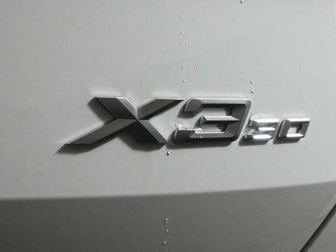 Used 2025 BMW X3 xDrive30i w/ Premium Package image 42