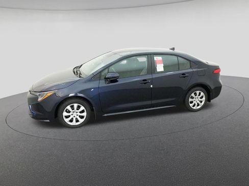 New 2026 Toyota Corolla LE image 2