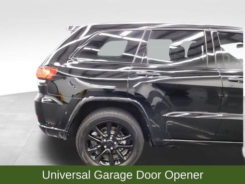 Used 2019 Jeep Grand Cherokee Altitude image 20