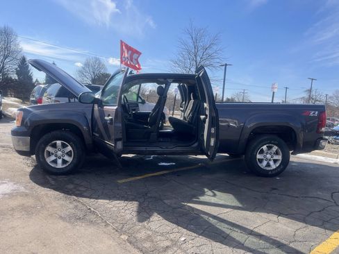 Used 2011 GMC Sierra 1500 SLE w/ Power Tech Package image 14