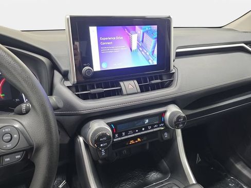 Certified 2025 Toyota RAV4 XLE AWD/4WD image 17