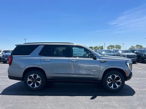 New 2026 GMC Yukon Denali Ultimate AWD/4WD image 6