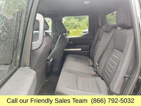 Certified 2024 Toyota Tacoma TRD Off-Road AWD/4WD image 24