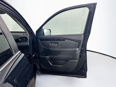Used 2023 Honda Pilot EX-L image 31