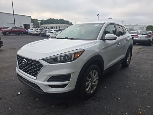 Used 2021 Hyundai Tucson SE AWD/4WD image 3