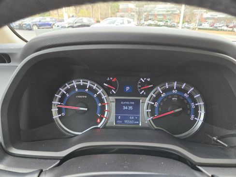 Used 2018 Toyota 4Runner Limited image 29