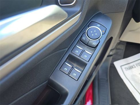 Used 2022 Ford Escape SEL image 13