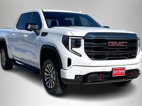 Used 2022 GMC Sierra 1500 AT4 w/ AT4 Premium Package image 1
