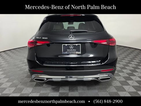 Certified 2026 Mercedes-Benz GLC 300 image 5