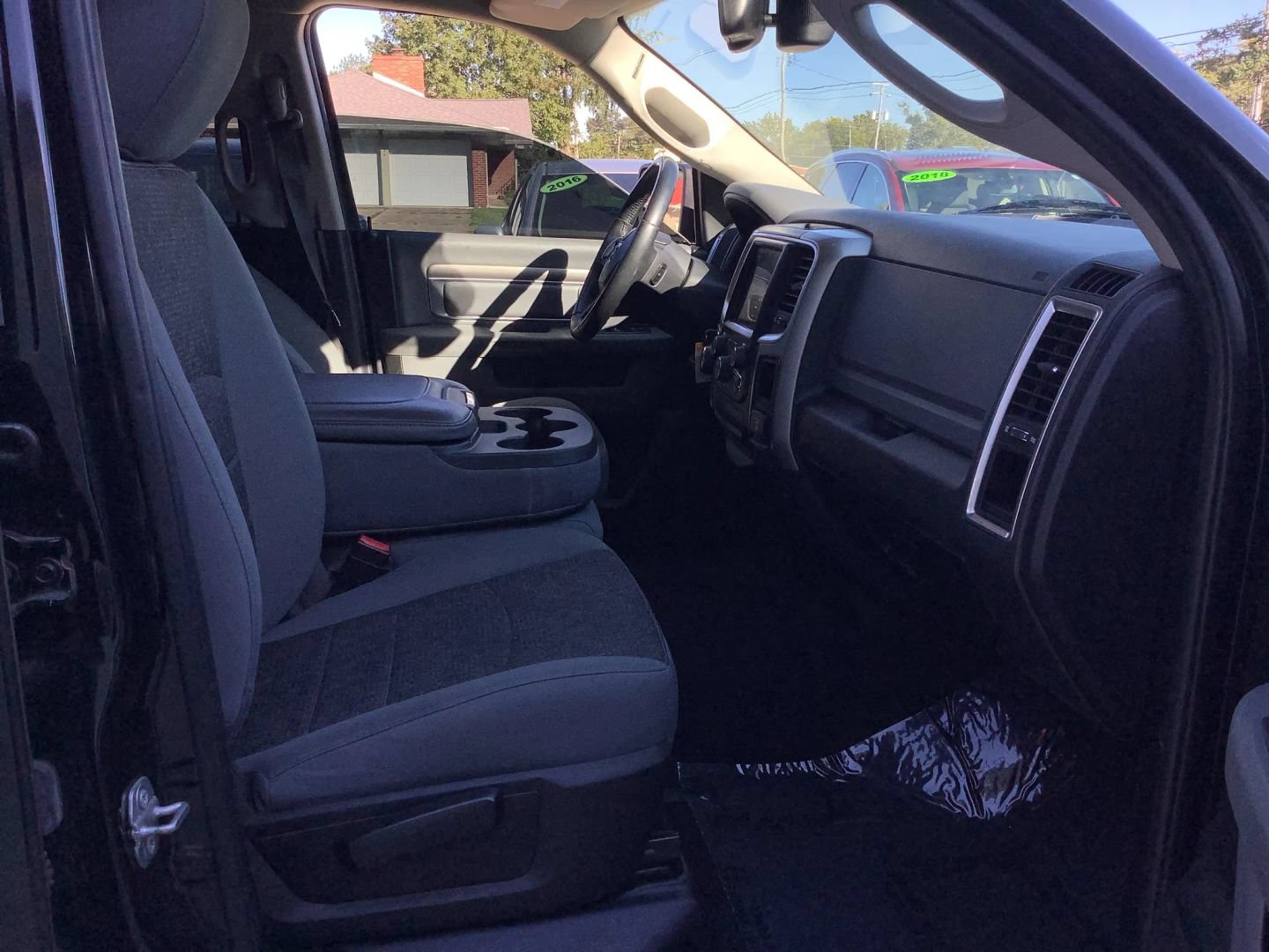 Used 2019 RAM 1500 Classic SLT w/ Luxury Group AWD/4WD image 11