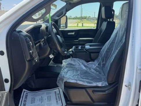 Used 2023 Chevrolet Silverado 2500 W/T w/ WT Fleet Convenience Package AWD/4WD image 11
