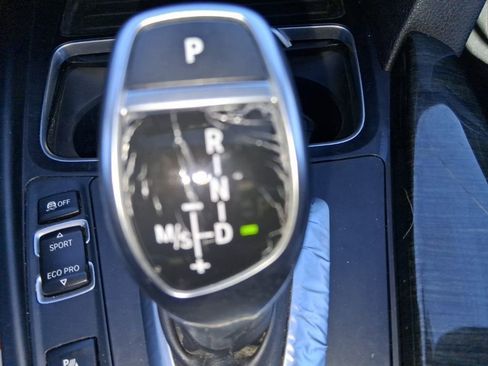 Used 2018 BMW 330i xDrive Sedan w/ Convenience Package image 17