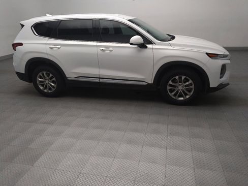 Used 2019 Hyundai Santa Fe SEL FWD image 11