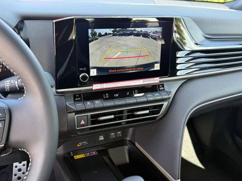 Used 2026 Toyota Camry SE w/ Convenience Package FWD image 20