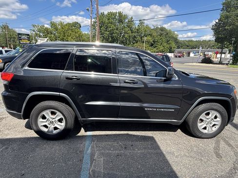 Used 2014 Jeep Grand Cherokee Laredo w/ Quick Order Package 23E AWD/4WD image 4