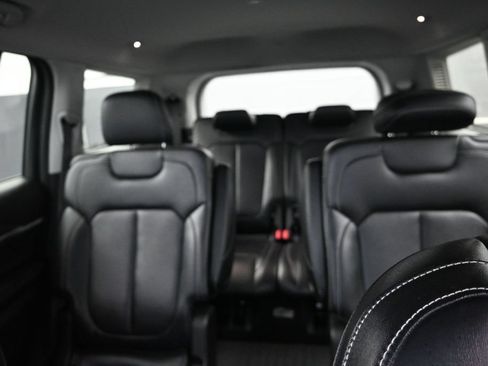 Used 2024 Jeep Grand Cherokee L Limited w/ Black Appearance Package RWD image 16