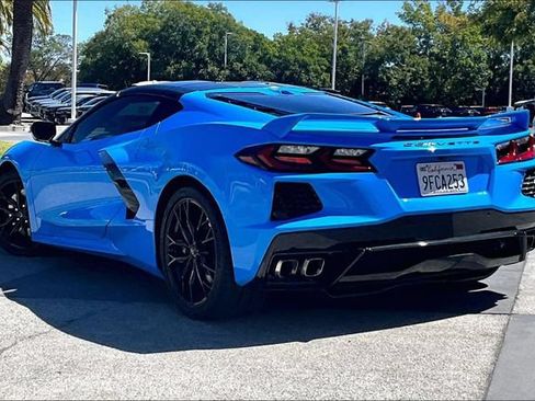 Used 2023 Chevrolet Corvette Stingray Preferred Cpe w/ Z51 Performance Package RWD image 11