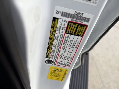 Used 2024 Toyota Tundra Platinum AWD/4WD image 36