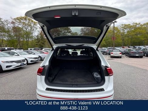 Certified 2023 Volkswagen Tiguan SEL R-Line AWD/4WD image 18
