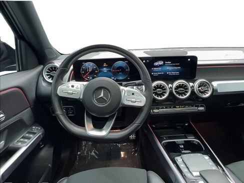 Used 2023 Mercedes-Benz EQB 350 4MATIC SUV image 34