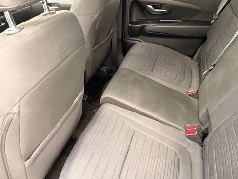 Used 2022 Hyundai Santa Cruz SEL w/ Activity Package FWD image 16