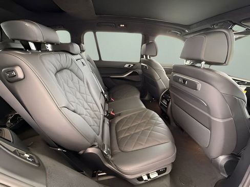 Used 2026 BMW X7 xDrive40i image 27