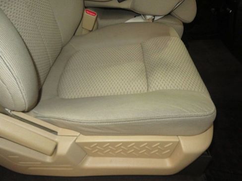 Used 2013 Ford F150 XLT w/ Mid Equipment Group image 34