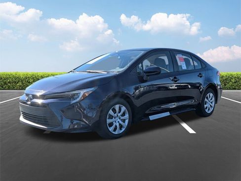 New 2026 Toyota Corolla LE image 9