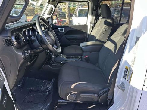 Certified 2022 Jeep Wrangler Unlimited Sport image 13