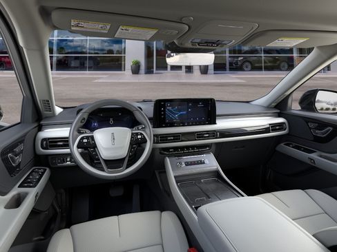 New 2026 Lincoln Aviator AWD image 9