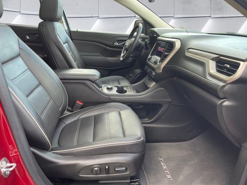 Used 2021 GMC Acadia Denali w/ Denali Ultimate Package AWD/4WD image 16
